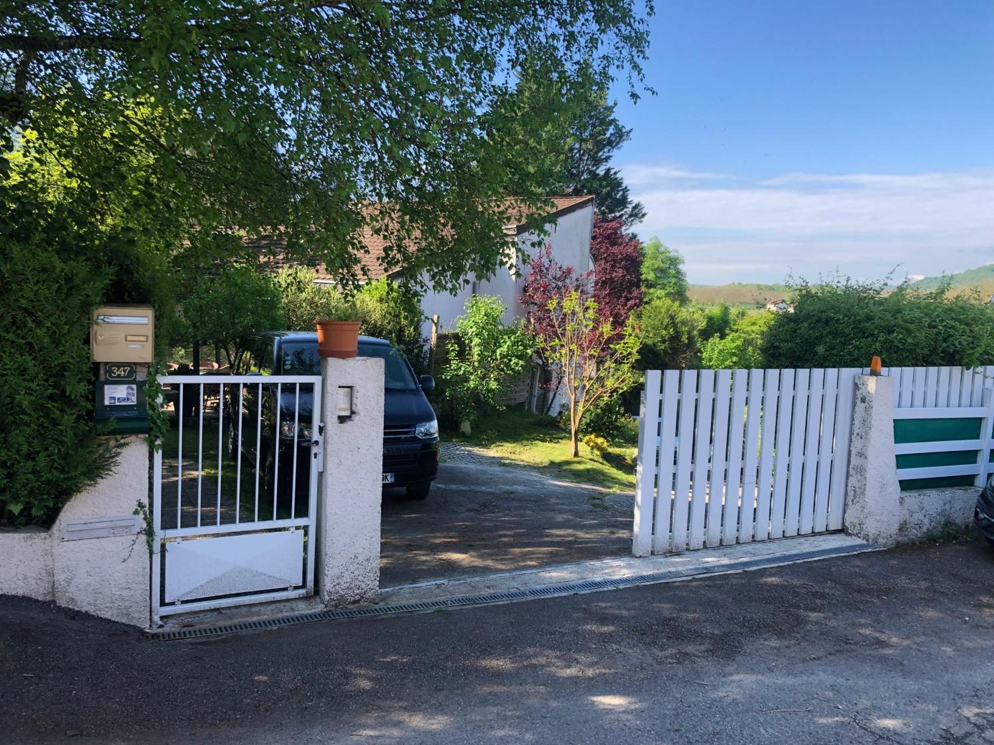 Au Pied Du Vercors Est Permis